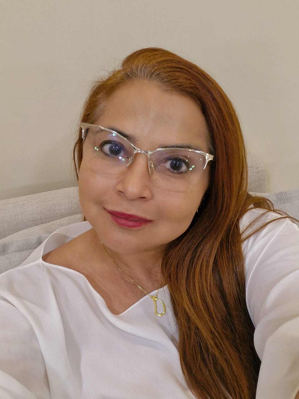 Dra. Eliana sorrindo