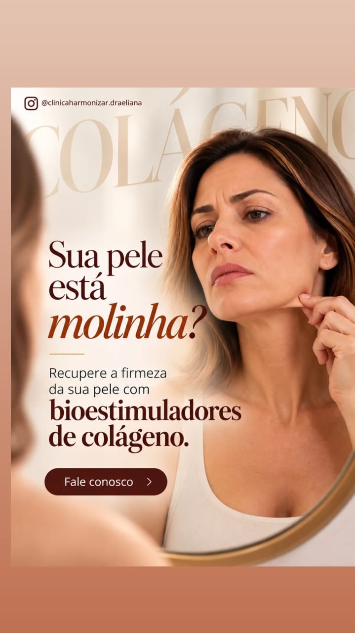Paciente observando a firmeza da pele no espelho